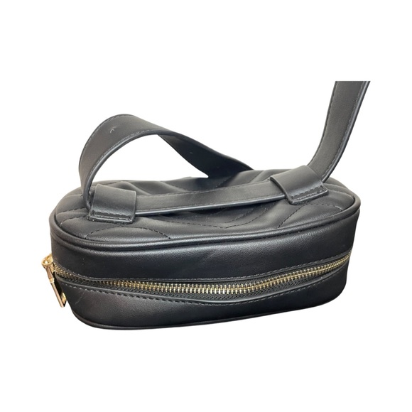 Fashion Culture Chevron Quilted Vegan Leather Belt Bag Waist Pack, Black - Picture 3 of 4